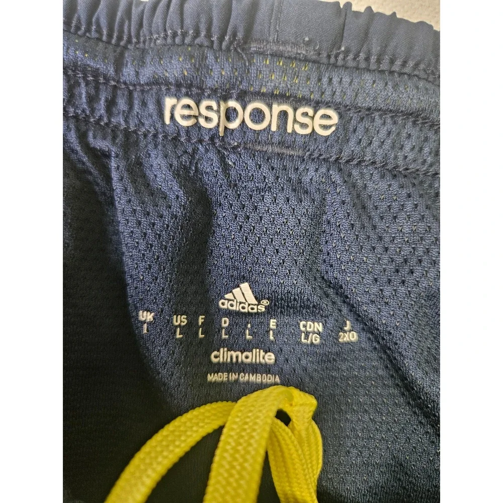 Adidas Response Shorts Mens Large Navy Blue Climalite S14752 Neon Stripes 7in